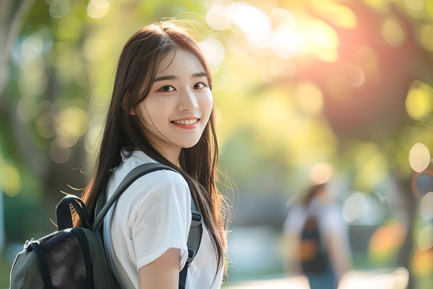 湖南女子学院和怀化学院哪个好？